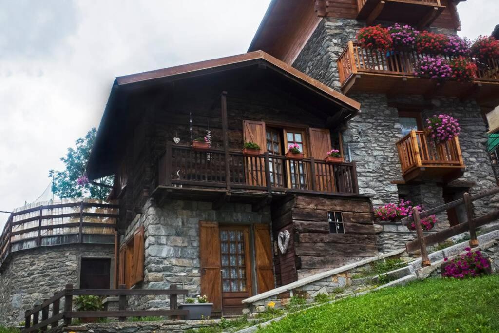 Chalet Indipendente In Centro A 발토우르넨체 외부 사진